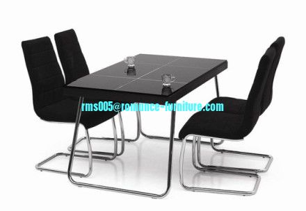 4 seater glass dining table T009
